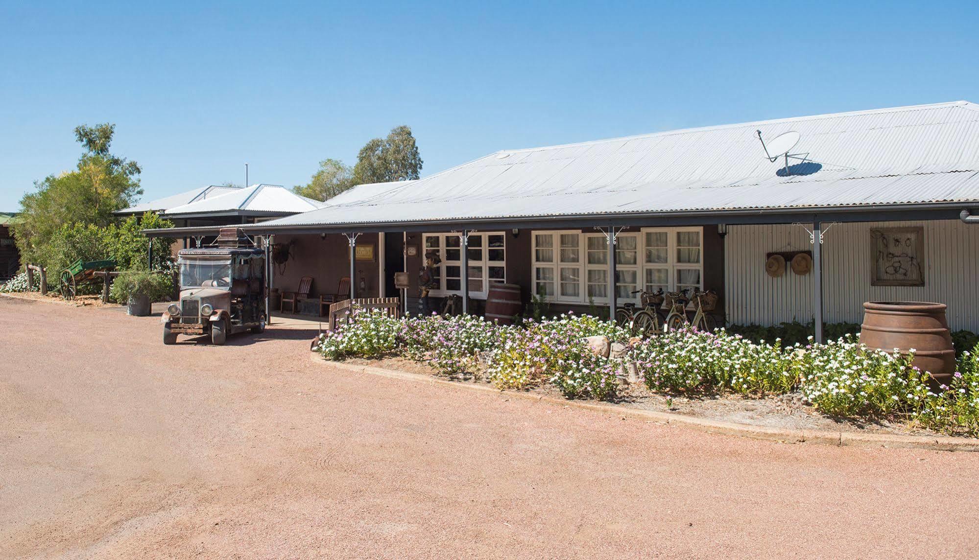 Saltbush Retreat Villa Longreach Kültér fotó